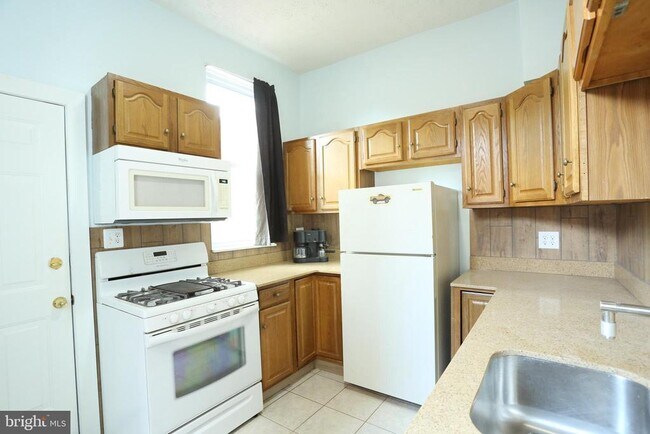 Foto del edificio - 314 S 16th St