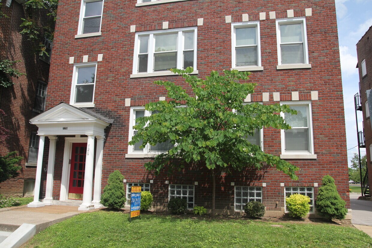 Foto principal - 726 Kingsland Ave