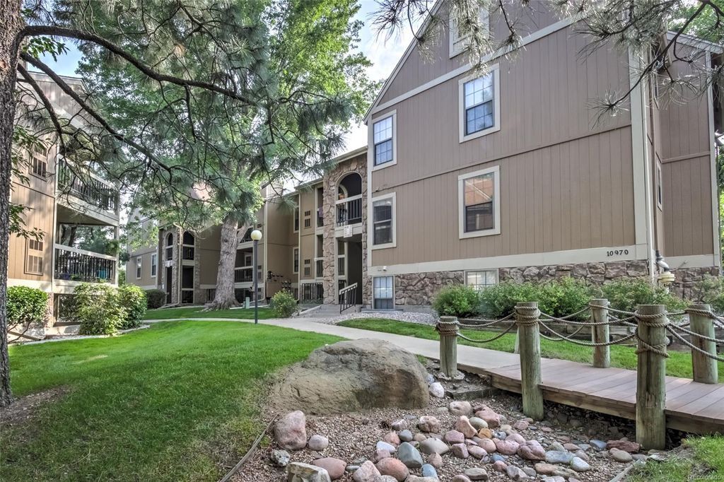 Foto principal - 10970 W Florida Ave