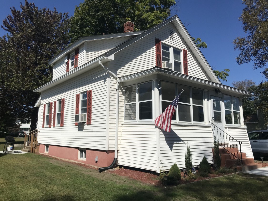 40 Adams St, Westfield, MA 01085 House Rental in Westfield, MA