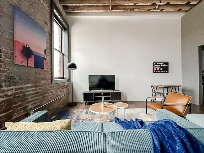 Foto del edificio - 500 W 7th St N