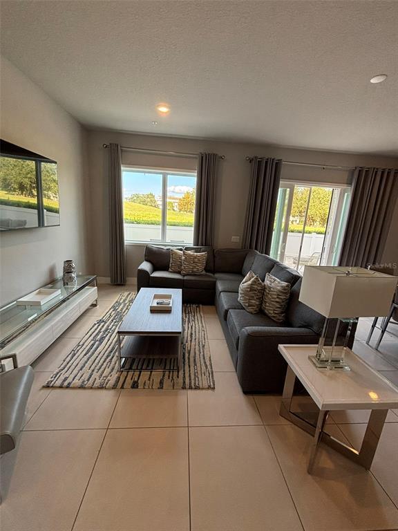 Foto del edificio - 7740 Sandy Ridge Dr