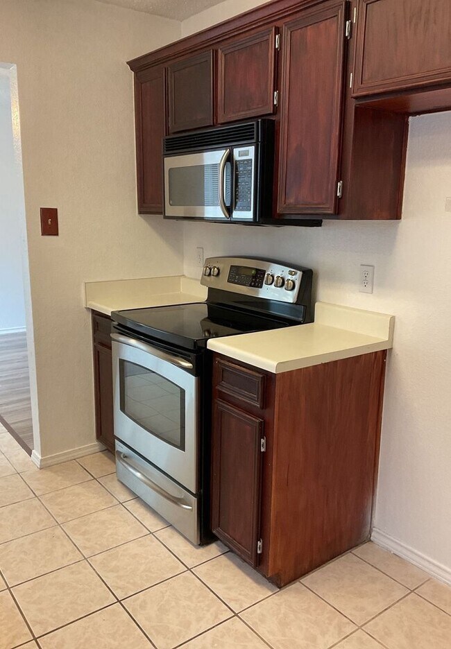 Foto del edificio - RENT REDUCTION & RENT SPECIAL - AVAILABLE ...
