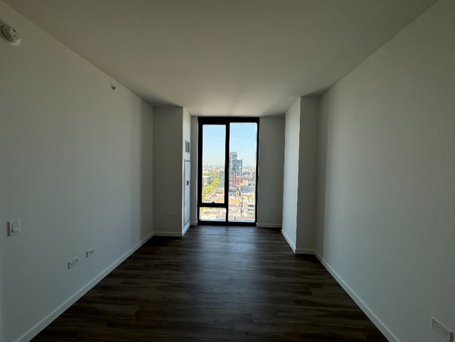 Photo - 144 N Aberdeen St Apartment