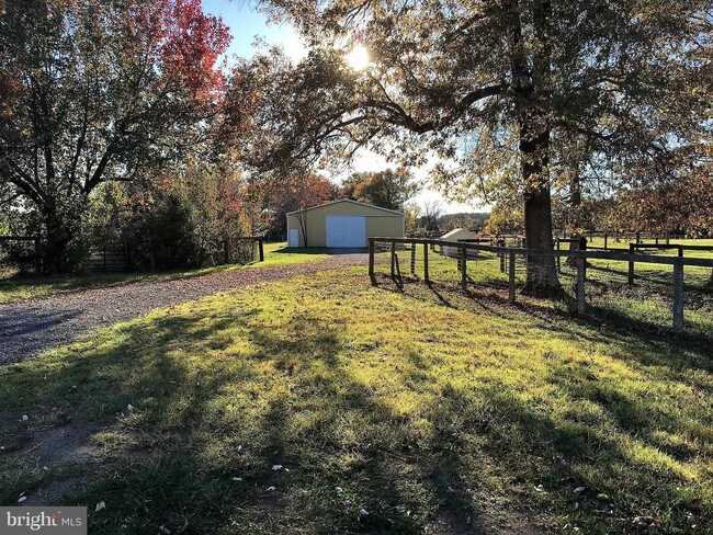 Foto del edificio - 4176 Catlett Rd