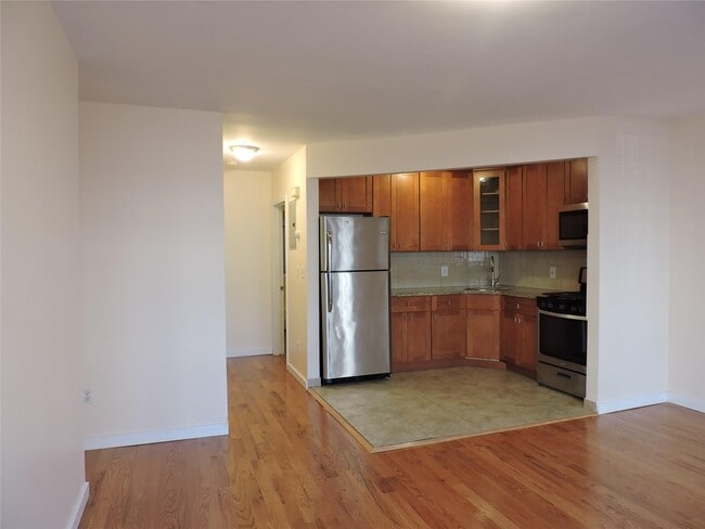 Foto del edificio - 1031 Halsey St