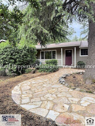 Building Photo - 3260 Arbor Dr