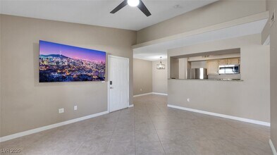 Building Photo - 45 Maleena Mesa St