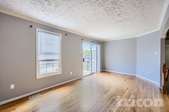 Foto del edificio - 8211 Berryfield Dr