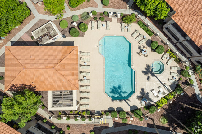 Pool - The Pointe Resort Condominiums