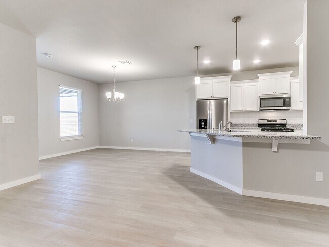 Foto del edificio - Move-In Ready 3-Bed, 2-Bath Home with Garage!
