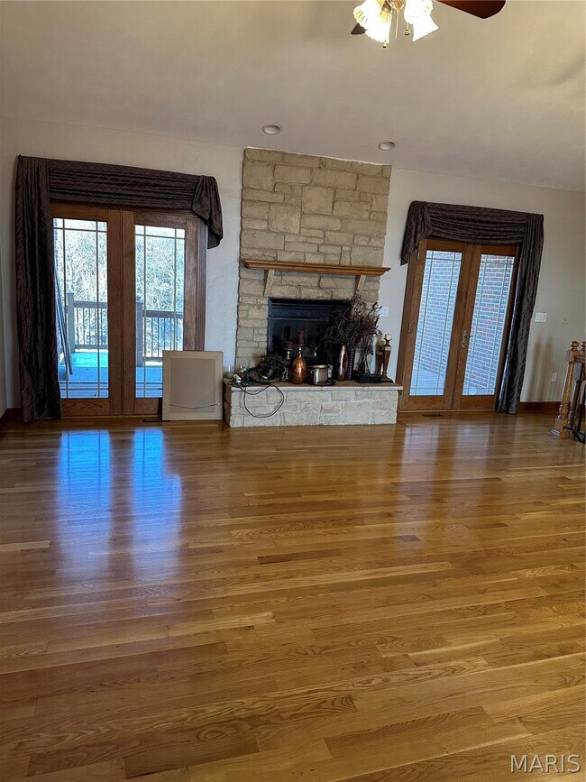 Foto del edificio - 4551 Klein Rd