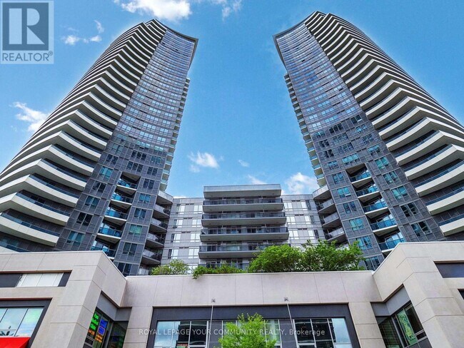Photo du bâtiment - 7171-7171 Yonge St