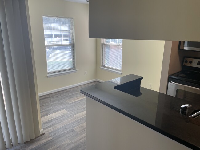 Dining area / Kitchen - 11710 Olde English Dr