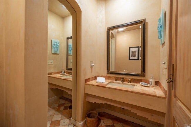 Foto del edificio - 245 Water St