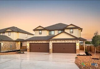 Building Photo - 369 Emma Dr
