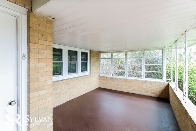 Foto del edificio - Sunny 3BR 2BA Home for You