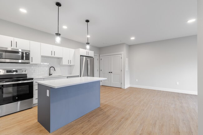 Photo du bâtiment - Apartment for Rent