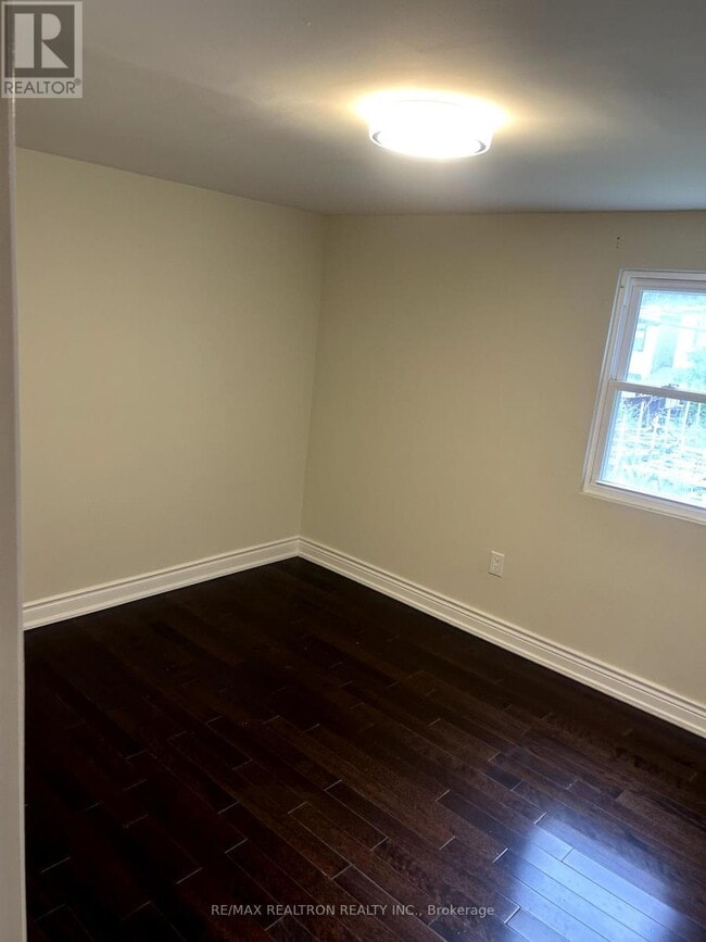 Photo du bâtiment - 1311 Gerrard St E