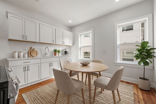 Foto del edificio - 53 Woodford St