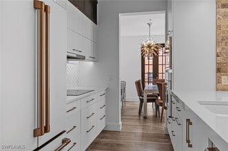 Building Photo - 8010 Via Sardinia St