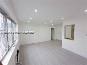 Foto del edificio - 1936 Normandy Dr