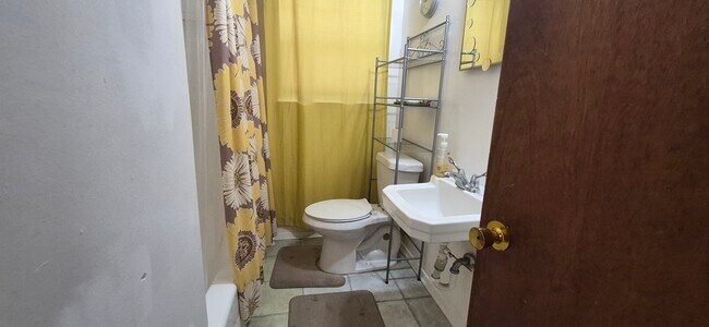 Foto del edificio - 1431 Aransas Ave