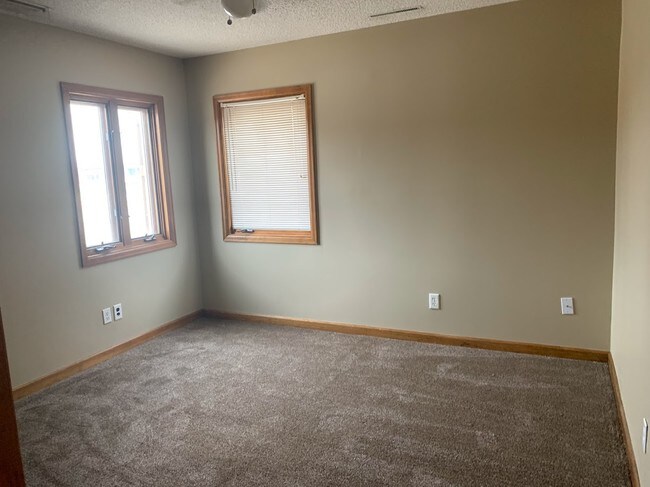 Bedroom (1) - 118 W 18th St