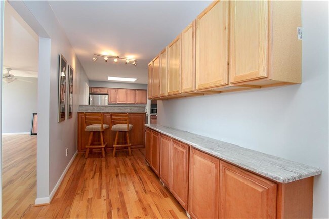 Foto del edificio - 4045 W Maple Rd