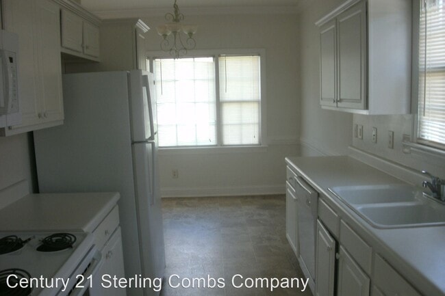 Building Photo - 3 br, 2.5 bath House - 141 Irene Court