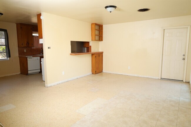 Foto del edificio - 13207 Santa Teresa Rd