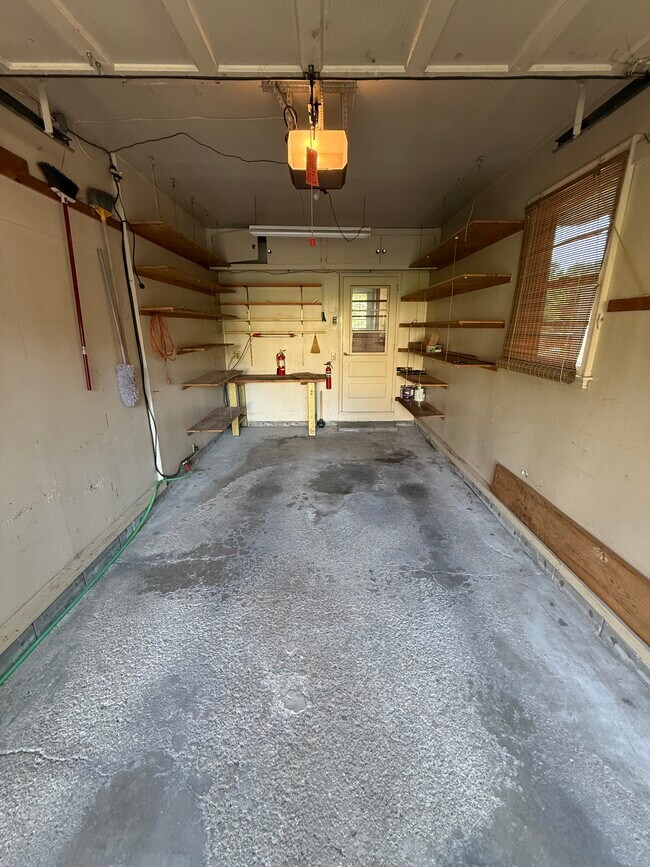 Foto del edificio - 2020 N 61st St