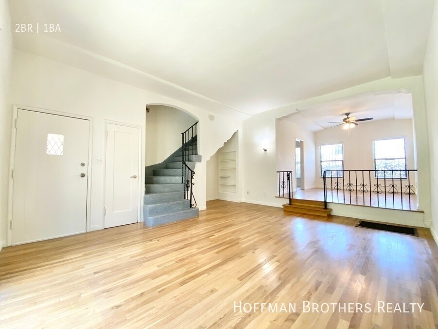 Primary Photo - 4524 Edgewood Pl