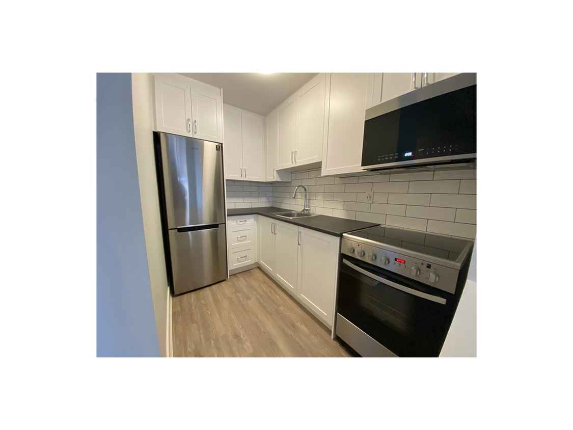 1948 McCallum Rd, Abbotsford, BC V2S 3N2 Apartments 1948 McCallum Rd