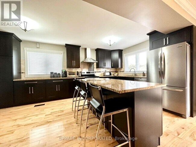 Building Photo - 3776 Autumnwood St