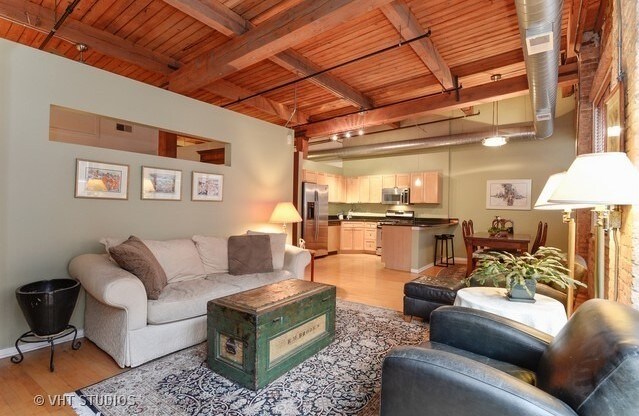 Foto principal - 420 W Ontario St