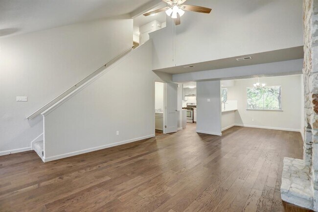 Building Photo - 8501 Selway Dr