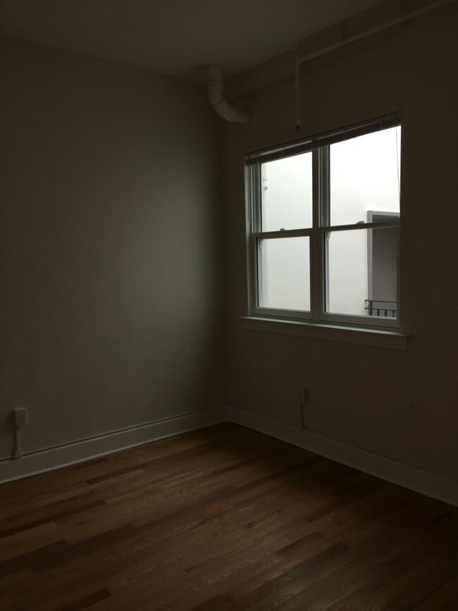 Building Photo - UB Lofts