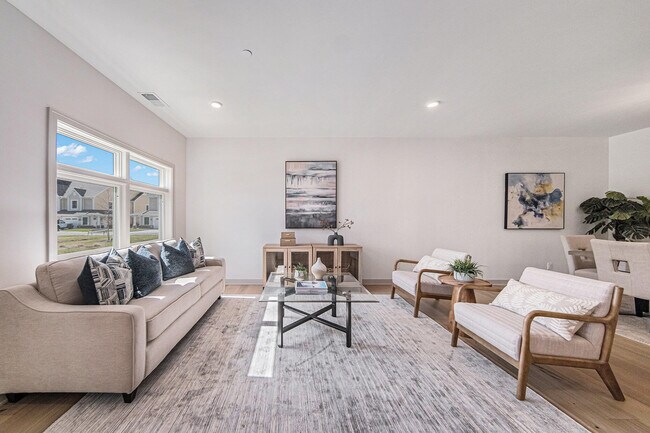 Foto del edificio - 621 Woodland Dr