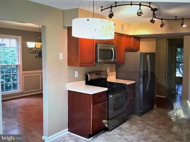 Foto del edificio - 6236 Walkers Croft Way