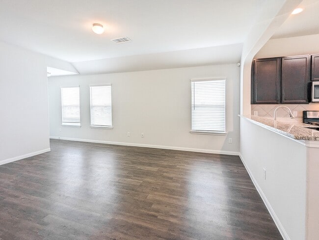 Foto del edificio - 3834 Giorgio Pastel Pl