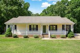 Primary Photo - 148 Moss Ln