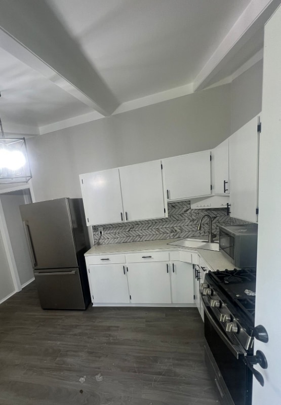 Building Photo - 8 Comanche Ct