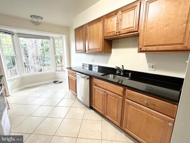 Foto del edificio - 208 Commons Dr NW