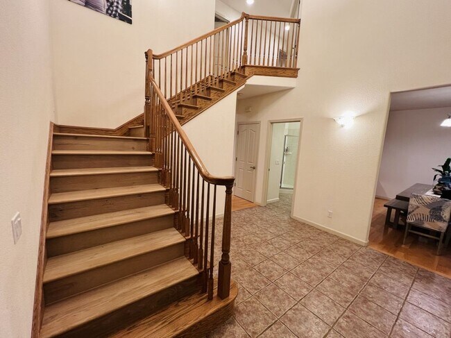 Building Photo - 26270 St Andrews Ct