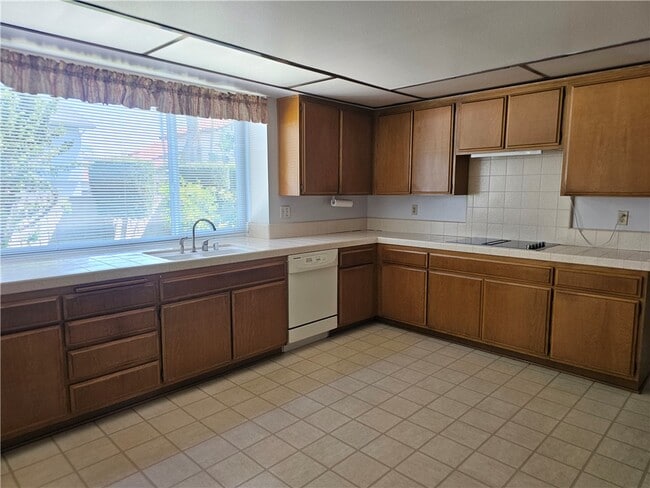 Building Photo - 4547 Chelsea Ct