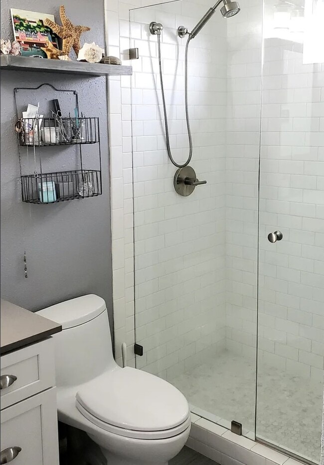 Foto del edificio - 2127 Hanford Dr