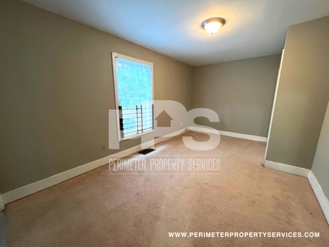 Building Photo - 158 Stanhope Cir NW