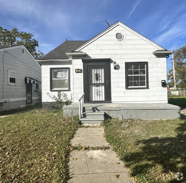 Building Photo - 18891 Moenart St