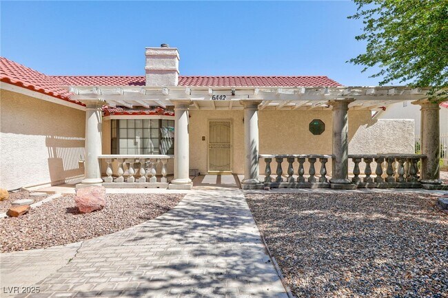 Building Photo - 6442 W Mesa Vista Ave